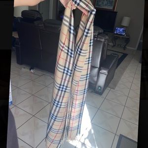 Burberry scarf